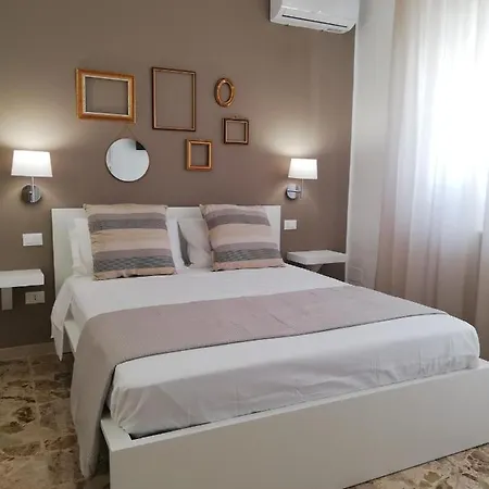 Crispi House *