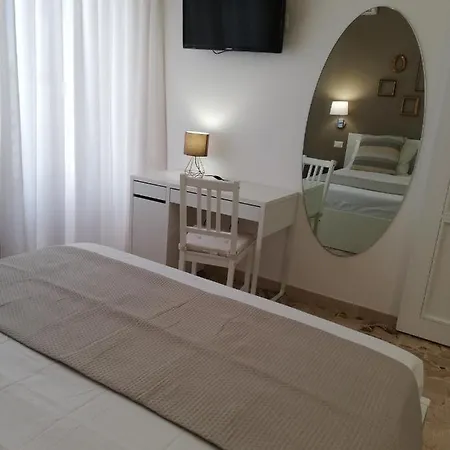 Pensionat Crispi House Ostuni