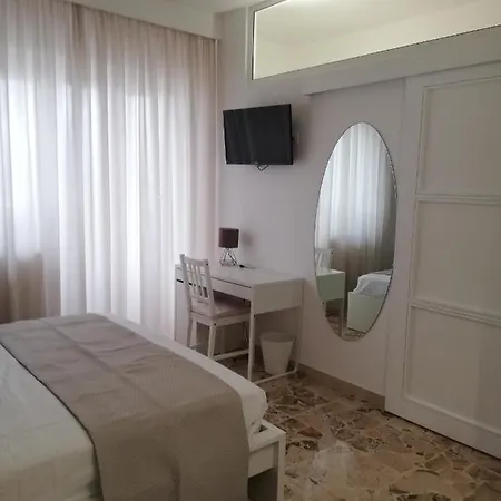 Pensionat Crispi House Ostuni